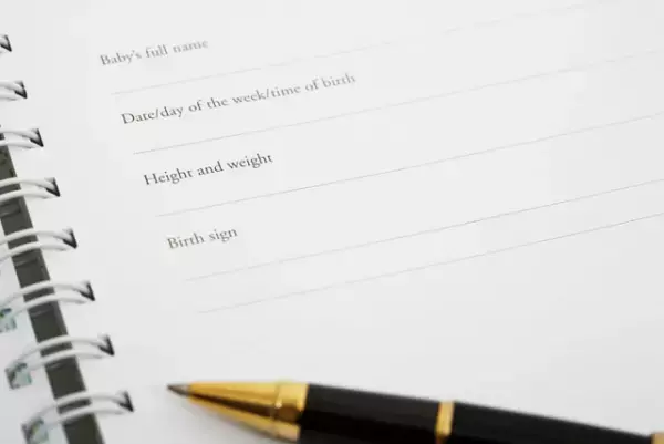 失語症とは？原因や症状、リハビリの方法や周りの人とのコミュニケーションまとめ