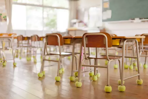 子どもの精神薬服用をどう考える？揺れる親心に寄り添うスクールカウンセラー