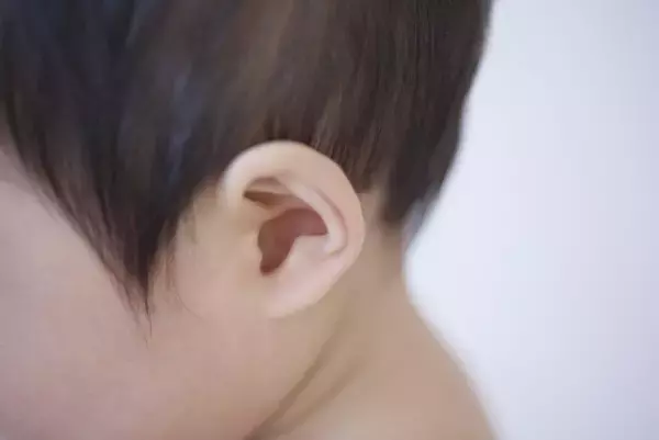 人の会話に割り込むのは「衝動性」が原因？でも6歳の息子の場合は…