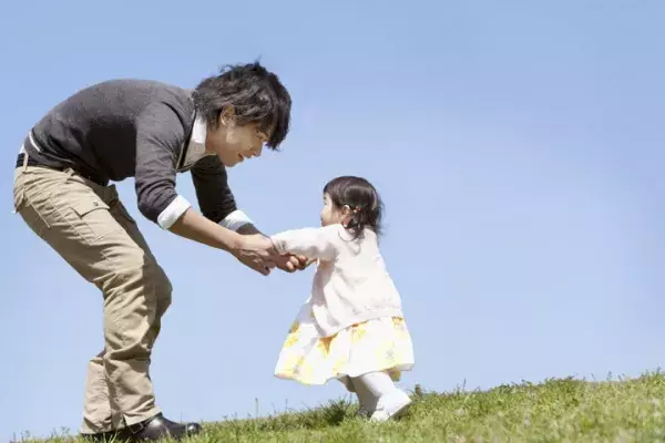 愛着障害とは？ 愛着障害の症状・治療法・愛着を築く方法をご紹介します！の画像