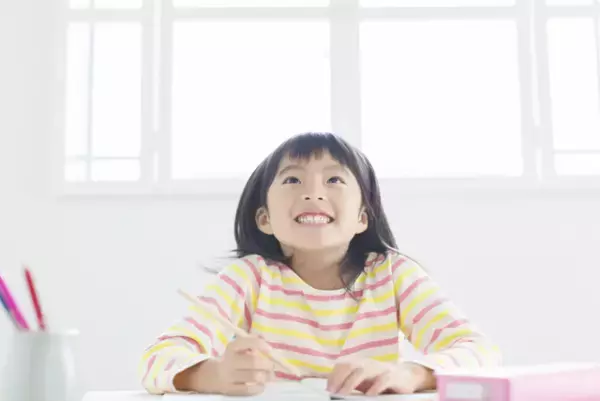 「ママ、靴下脱いでいい？」何でも許可を求める娘。理由は5年前の出来事に…