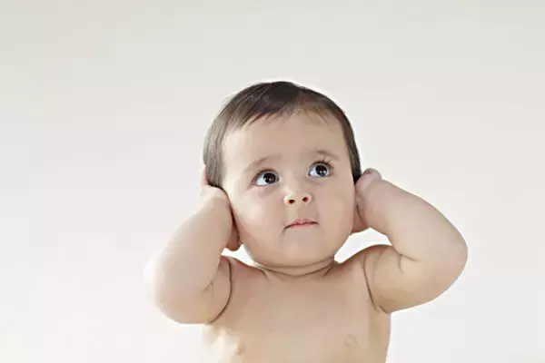 「イキがってる」わけじゃない！聴覚過敏の味方、イヤーマフを知ってほしい