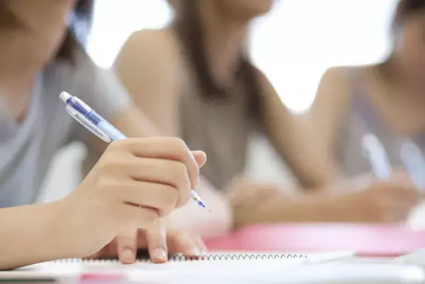 ストレスチェックの結果は基準値の3倍!?パニック障害に苦しむ私を変えた「自律訓練法」