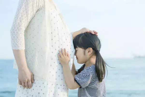 母子分離不安とは？年齢ごとの特徴や原因、対処法は？「分離不安症」の診断基準や治療法などをまとめましたの画像