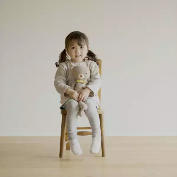 アスペルガーの娘が肌身離さずぬいぐるみを持つのはなぜ？