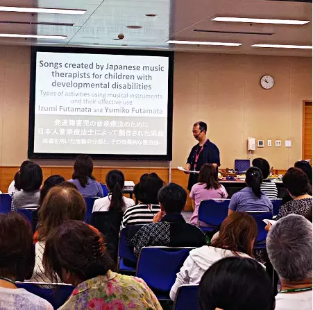 療育にも活用される「音楽療法」の最前線！ 子どもたちへの多彩なアプローチについて徹底取材！