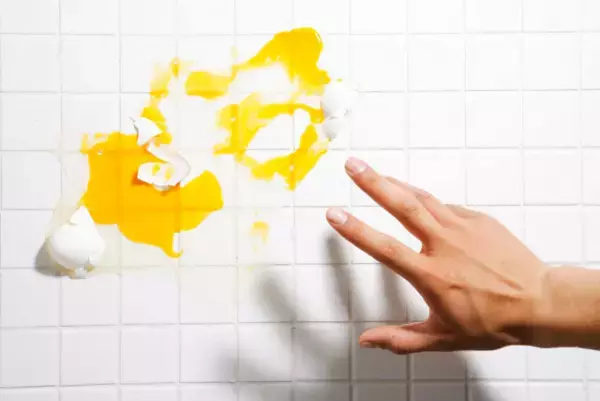 PTSD（心的外傷後ストレス障害）とは？原因、症状、治療、PTSDに似た発達障害の症状まで解説