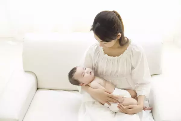 若い女性に多発する、「思春期やせ症」のメカニズムとは