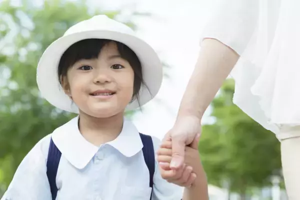 ADHD治療薬インチュニブ(グアンファシン)の効果や副作用は？ストラテラ、コンサータとの違いも解説