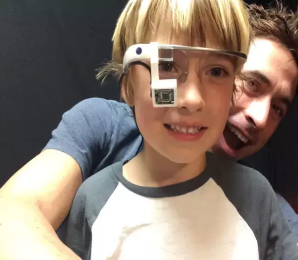 拡張現実(AR)で療育！？自閉症スペクトラムの人がソーシャルスキル獲得に使えるメガネがスゴイ！