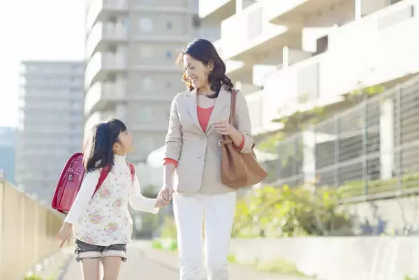 お薬ってそもそも何？発達障害の薬物療法で気になる効果や目的、治療を行う上でのポイントを紹介します！