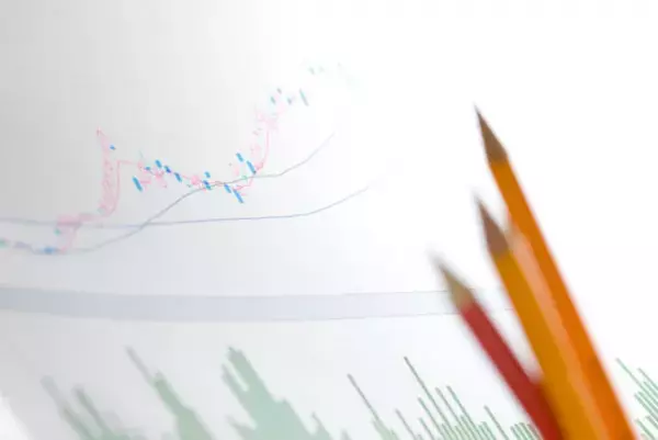 突発性難聴とは？急に聞こえなくなったけど病院に行くべき？症状や治療法も解説します