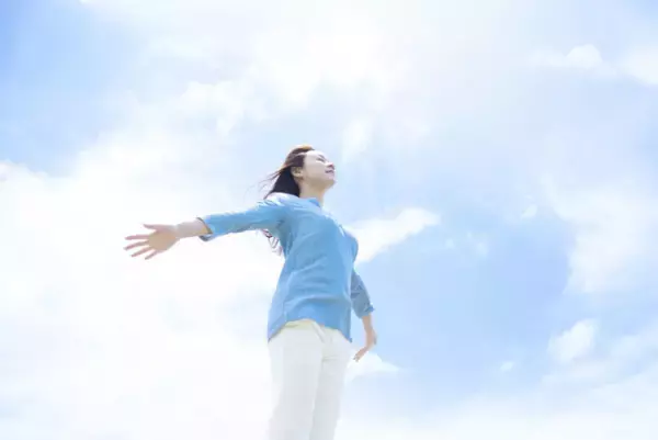 心療内科とは？精神科と何が違うの？対象になる病気や治療の流れ、費用などを解説します