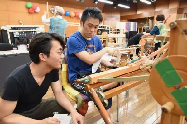 キズもほつれもあなたの作品！「さをり織り」で子どもの個性が輝く放課後デイ・SAORI Hands