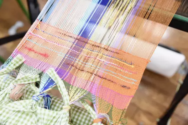 キズもほつれもあなたの作品！「さをり織り」で子どもの個性が輝く放課後デイ・SAORI Hands