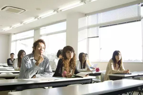 不安や緊張、痛みをやわらげる 「タッピングタッチ」って？発達障害のある息子のリラックス法にも活躍！