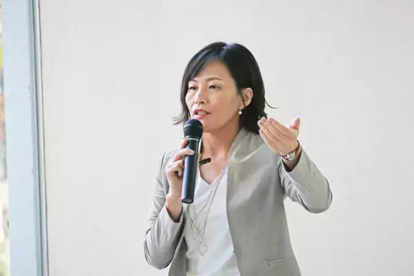 自閉スペクトラム症の人が「見ている世界」をVR体験！コミュニケーション障害に影響する特有の見え方とは