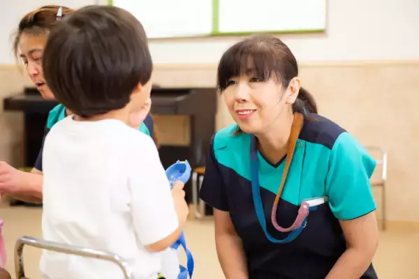 療育の専門家がサポートする「普通の園生活」。音楽を通し体と心を育む、児童発達支援・ふじニコニコキッズ