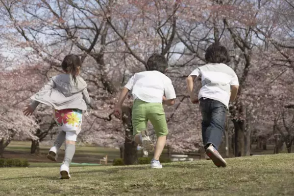 不登校の息子の心を溶かしたのは、逃げても隠れても名前を呼び続けてくれた友達の存在