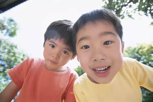 不登校の息子の心を溶かしたのは、逃げても隠れても名前を呼び続けてくれた友達の存在