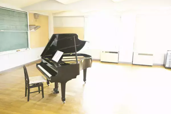 「学びやすい道具」を学校で使えていますか？アンケートから見えた、学びのツールの合理的配慮の現状