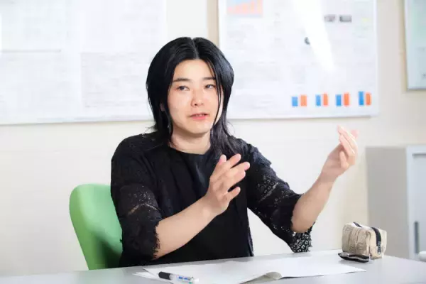 「自分は一体、何者？」幼い頃から抱いた疑問。ASD当事者の「物語」が道を開いてくれたーー研究者・綾屋紗月さんインタビュー・前編【連載】すてきなミドルエイジを目指して