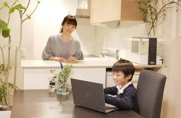 この夏開催決定！「オンラインサマーフェスタ2021」発達に凸凹がある子の夏の成長を応援！【ユーザーアンケート実施中！】