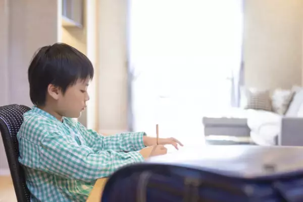 発達障害子育てを考える3つのクイズ。集団遊び、食事、宿題…精神科医が教える「こんなときどうする？」の問いと解決策