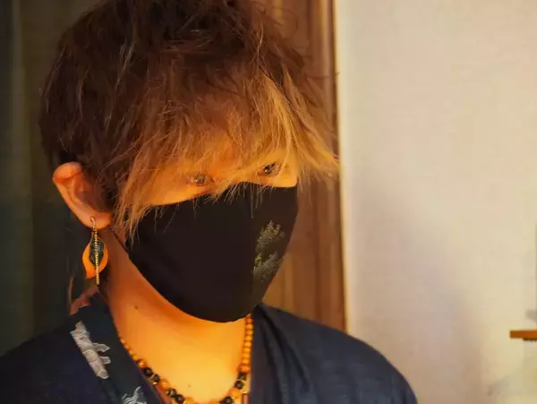 「障害はギフト」特性を強みにした靴磨き職人。いじめ、うつ、パニック障害でも、磨くことが心を支えた。――発達障害を描いたCMプロデューサーが聞く【見えない障害と生きる】