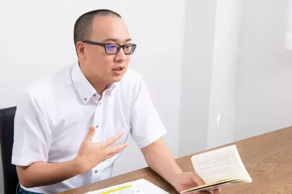 夏休み明けの子どもを守る！不登校新聞編集長・石井志昂さんと考える自殺予防。家庭でできる「TALK」の原則なども