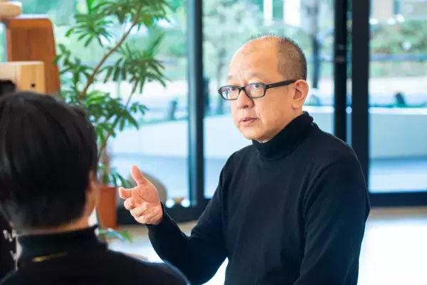 「本当の自分」に戻り暗闇を旅する90分「ダイアログ・イン・ザ・ダーク」。代表・志村真介さんと考える多様性、コロナ禍における気づきも――発達ナビ編集長インタビュー