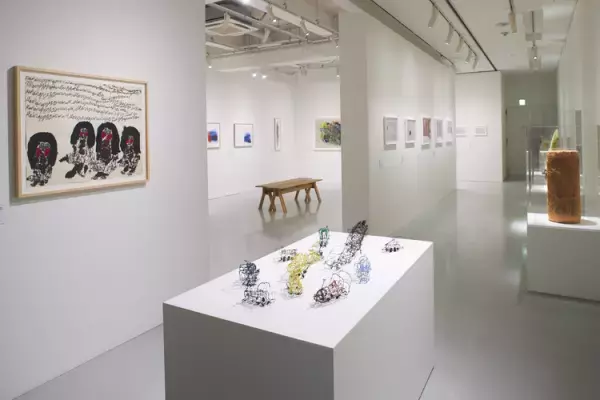 日米10人のアール・ブリュット作家による「線」の世界を覗いてみませんか？展覧会「線のしぐさ」東京都渋谷公園通りギャラリーにて開催