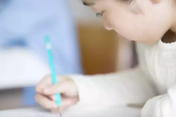 「学校の標準」に苦しむ子どもたち。「一度しか言わないからよく聞いて」はインクルーシブ教育を否定する指導方法――精神科医・本田秀夫先生