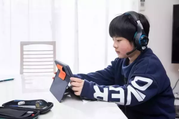 不登校、行き渋りがある子との向き合い方、勉強、進路などサポート方法は？児童精神科医の質疑応答も【1/27無料開催】