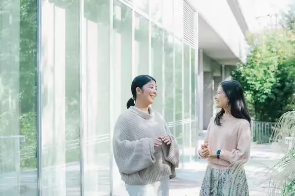 子どもの「自立」と「進路」に葛藤…正解の見えない不安に向き合うヒント【小児科医・山口有紗先生×発達ナビ編集長対談】