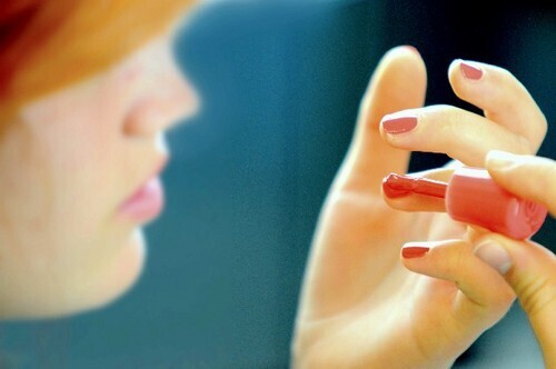 乾いた女は先から裂ける？！幸せを逃す「サキイカ女」にならないために