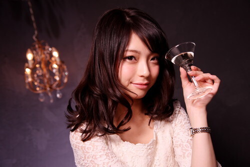 もう、ベタな手は通用しない！！飲み会モテ子のちゃっかりテク・４選