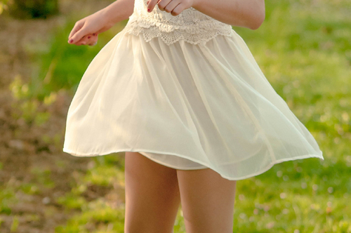 「太もも出しスタイル」に自信を持つための3つの掟