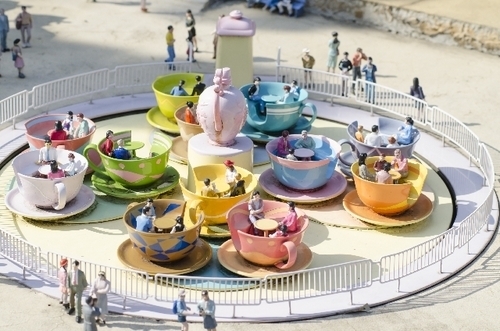 【恋する心理テスト】遊びたいアトラクションでわかる「彼を夢中にする方法」