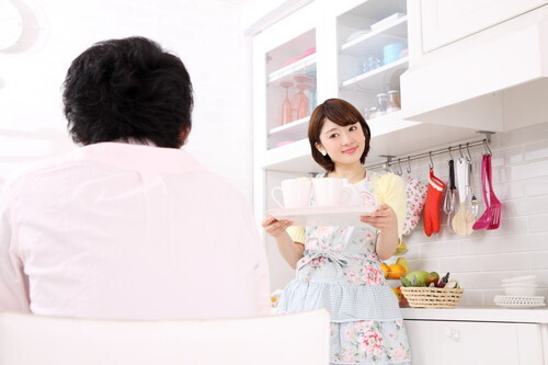 「料理苦手女子」でも大丈夫！彼を家へ招いたときの対処法・４選