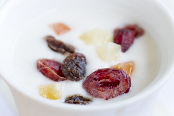 2週間で効果が！？ぺったんこ腹になれるヨーグルトの食べ方