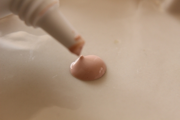 ナチュラルメイクを邪魔する３つの毛穴タイプと対策