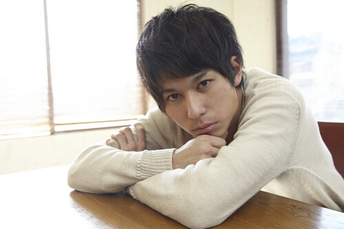 スマホはスマートに使おう！男子に「おバカ」と思われるブサイクなスマホの使い方