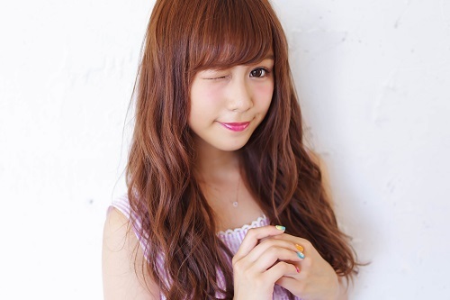 マナーを守ってラブラブ！電車内で彼とイチャイチャする方法・４つ