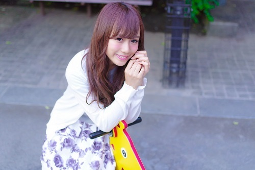 年上の片思い相手にアプローチする効果的な方法