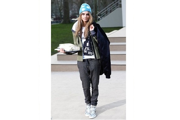 Tシャツは永遠！イットガールが夢中な３つの着こなし