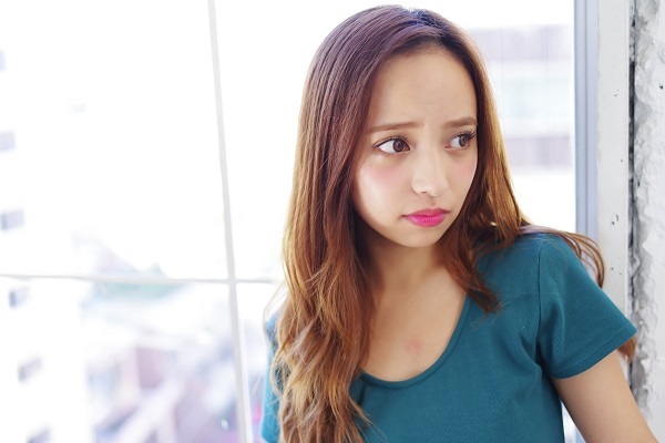 いつまでも忘れられない彼…つらい想いを断ち切る方法・4選