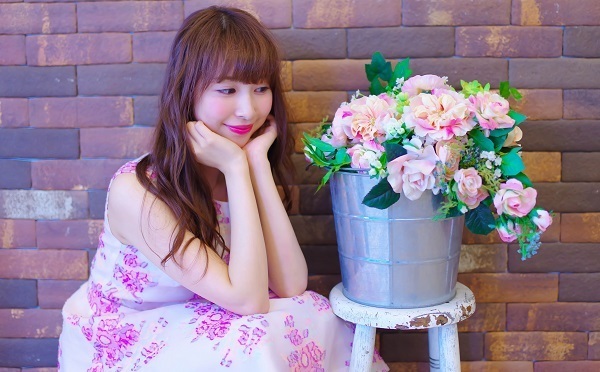 「しゃべらないのに何で？」あの子がモテる4つの理由