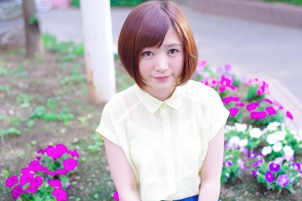 「まじめで地味」な女性がモテ女に変身する方法4つ