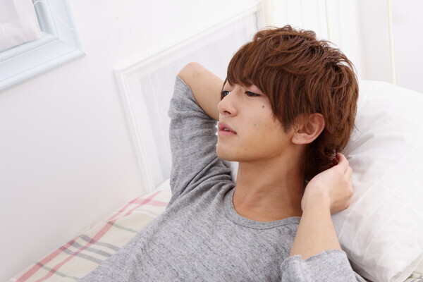 寝るときも隙ナシでかわいく！彼氏に「おブス認定」されちゃう寝方・５つ